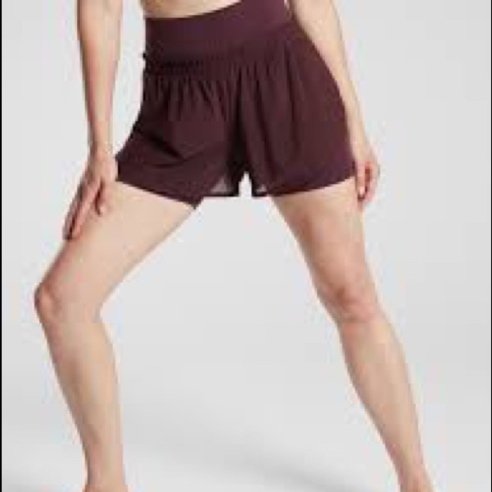 Athleta Crescent 2-in-1 Short Size Medium Dark Purple / Plum Excellent Condition